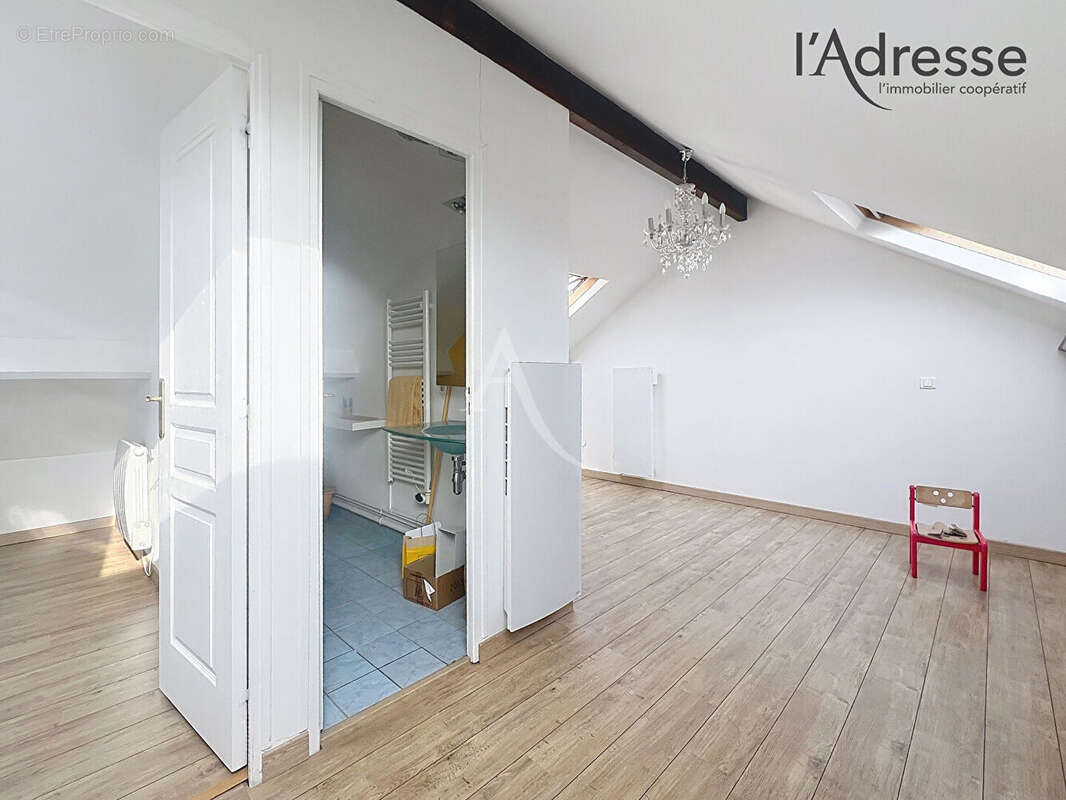 Appartement à SURESNES