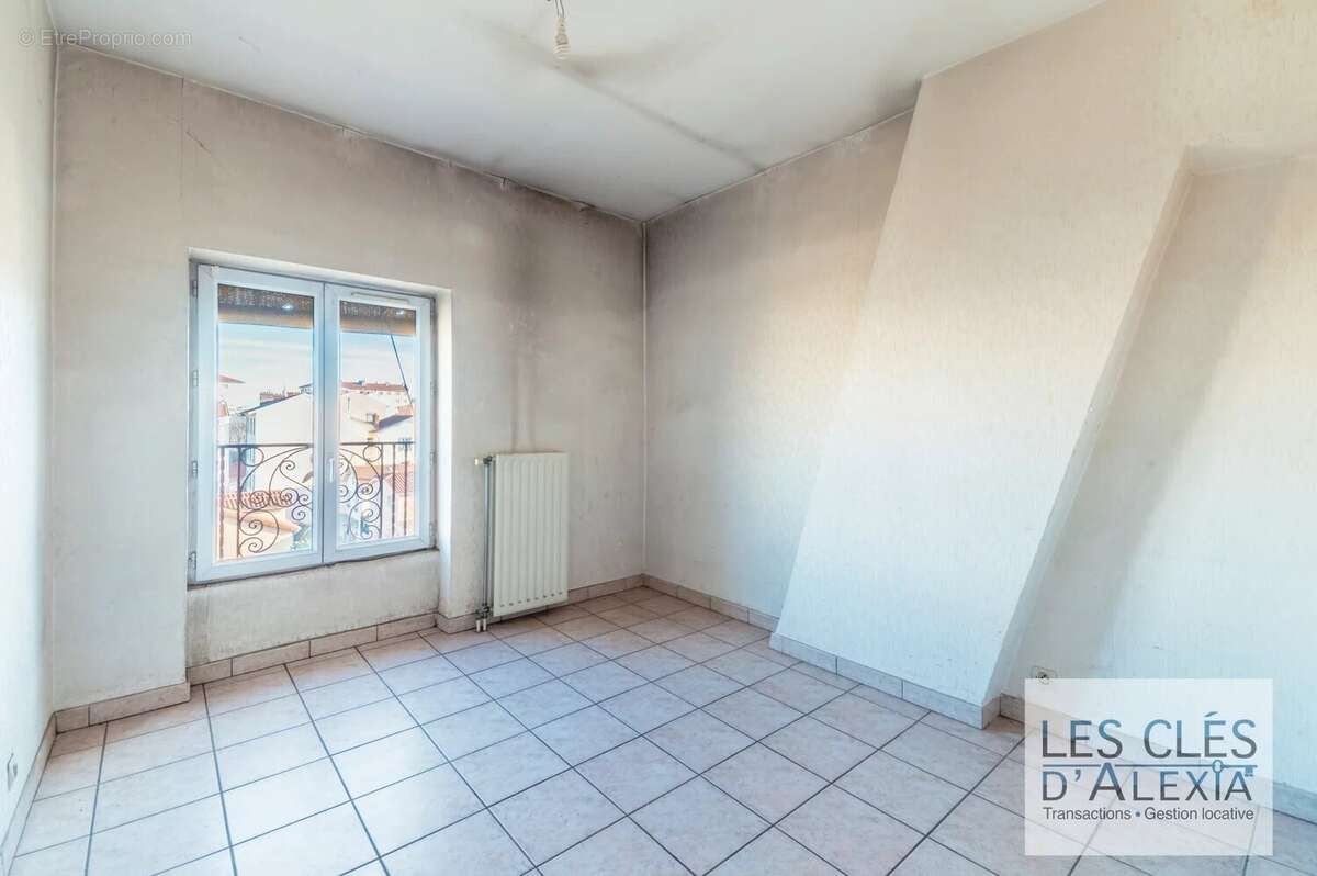 Appartement à LYON-8E