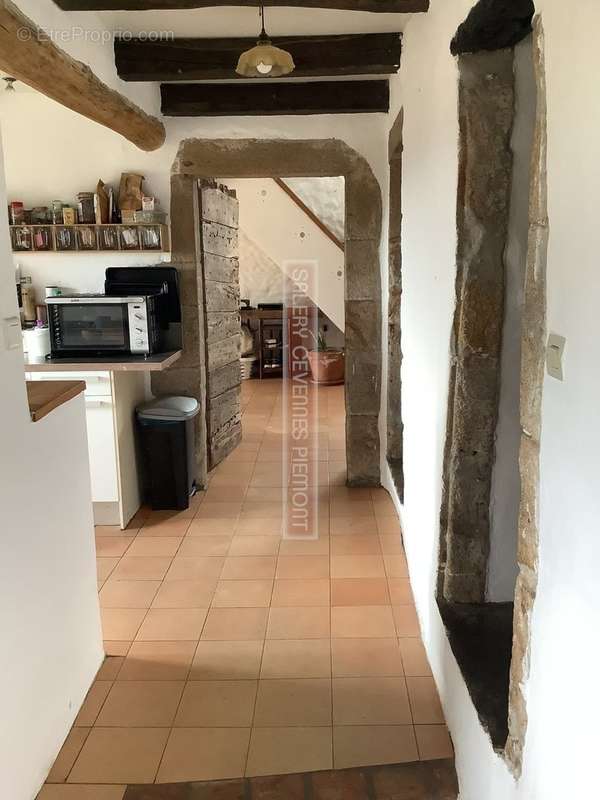 Maison à PORTES