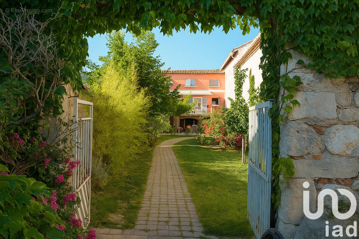Photo 1 - Maison à DONZERE