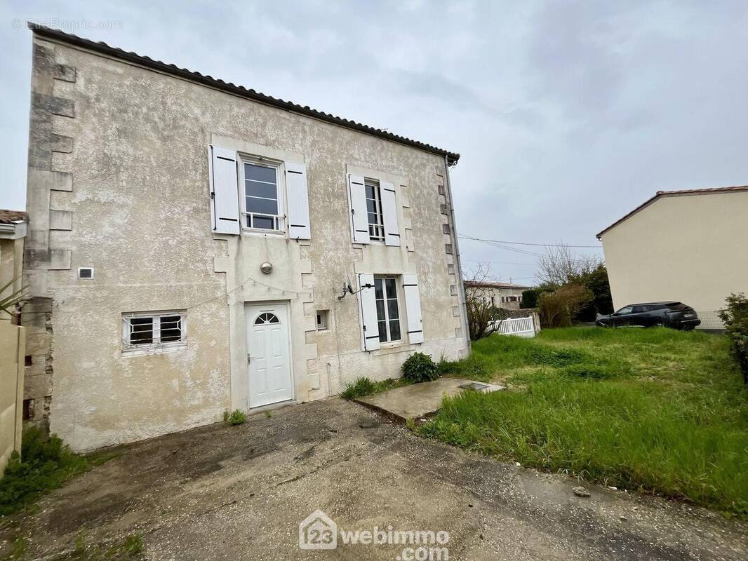 Maison à LISTRAC-MEDOC