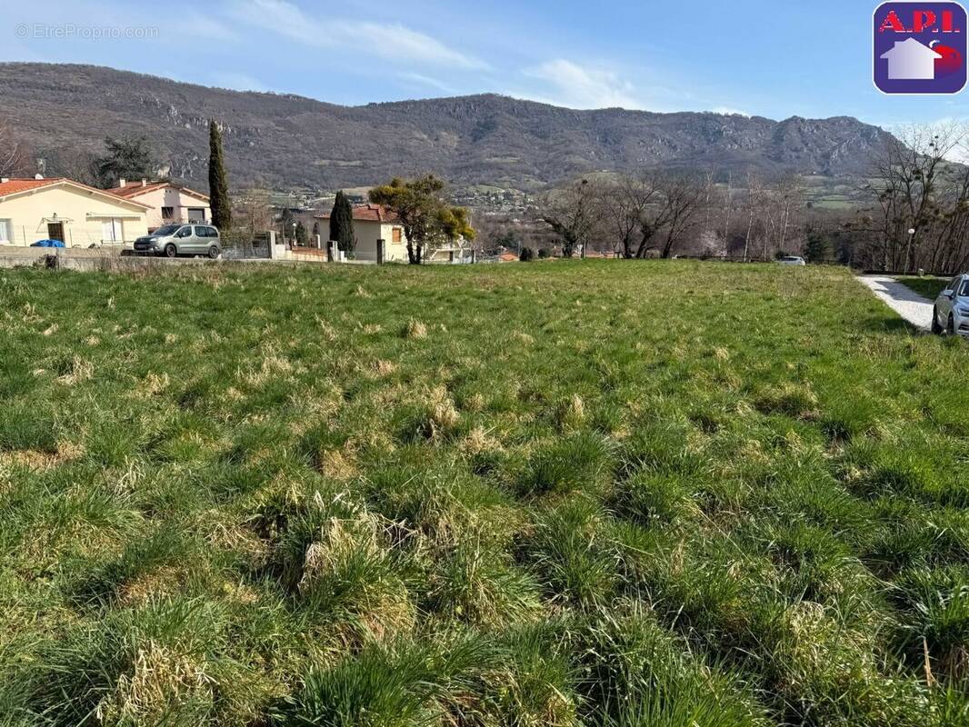 Terrain à FOIX