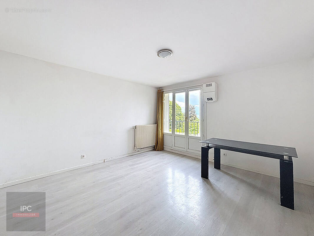 Appartement à DOMONT