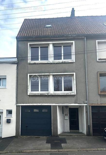 Maison à SAINT-MARTIN-BOULOGNE