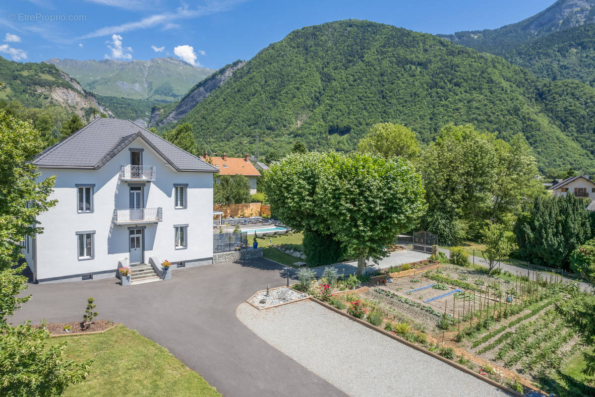 Maison à LA CHAMBRE