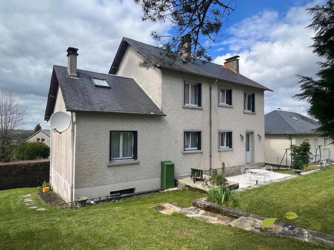 Maison à TREIGNAC