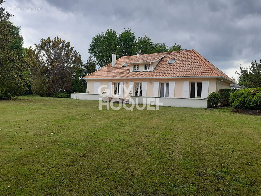Maison à CASTELNAU-DE-MEDOC