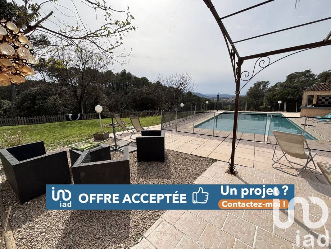 Photo 1 - Maison à BRIGNOLES