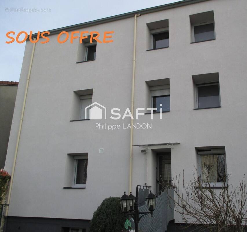 Photo 1 - Appartement à SAINT-JUST-MALMONT