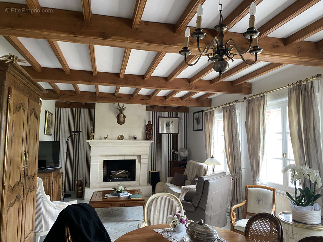 Maison à POIX-DE-PICARDIE