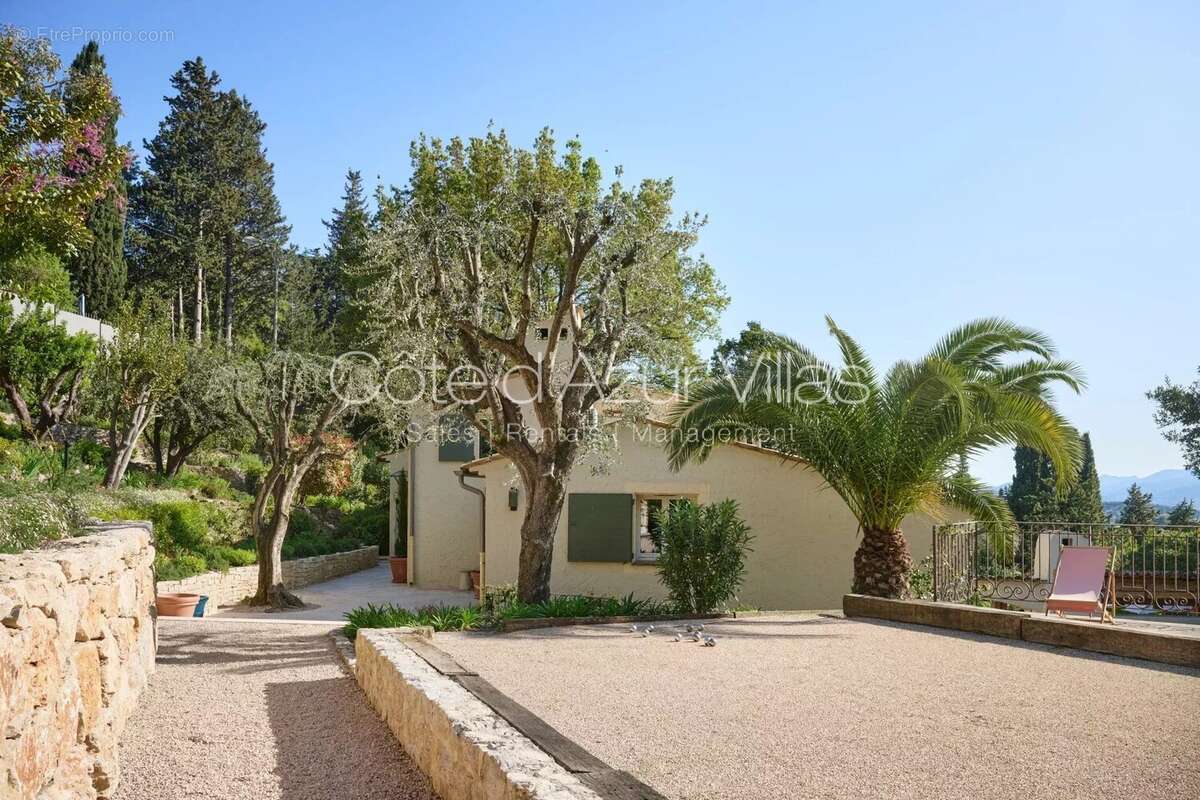 Maison à MOUGINS