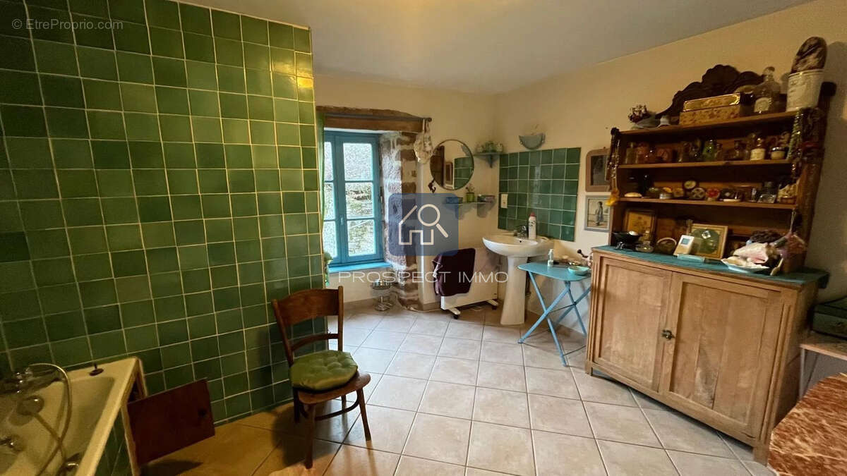 Maison à SAINT-LAURENT-D&#039;OLT