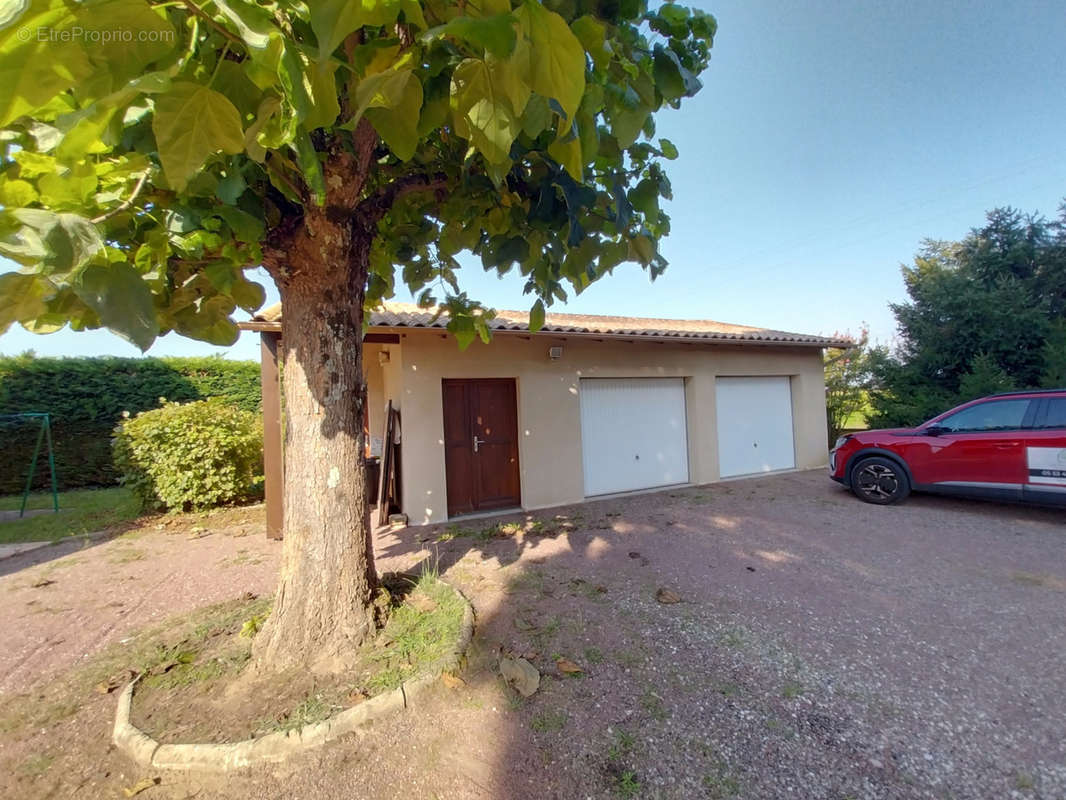 Maison à PRIGONRIEUX