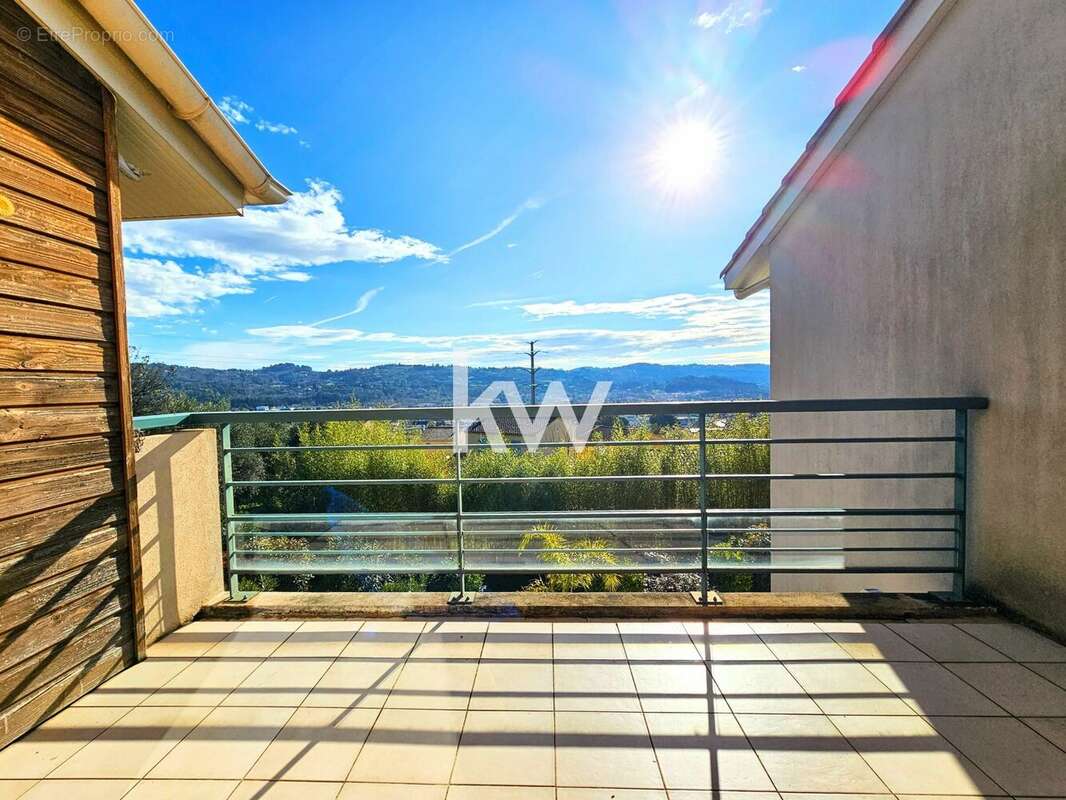 Appartement à GRASSE