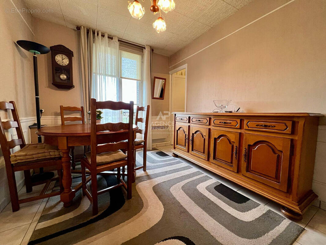 Appartement à CARRIERES-SUR-SEINE