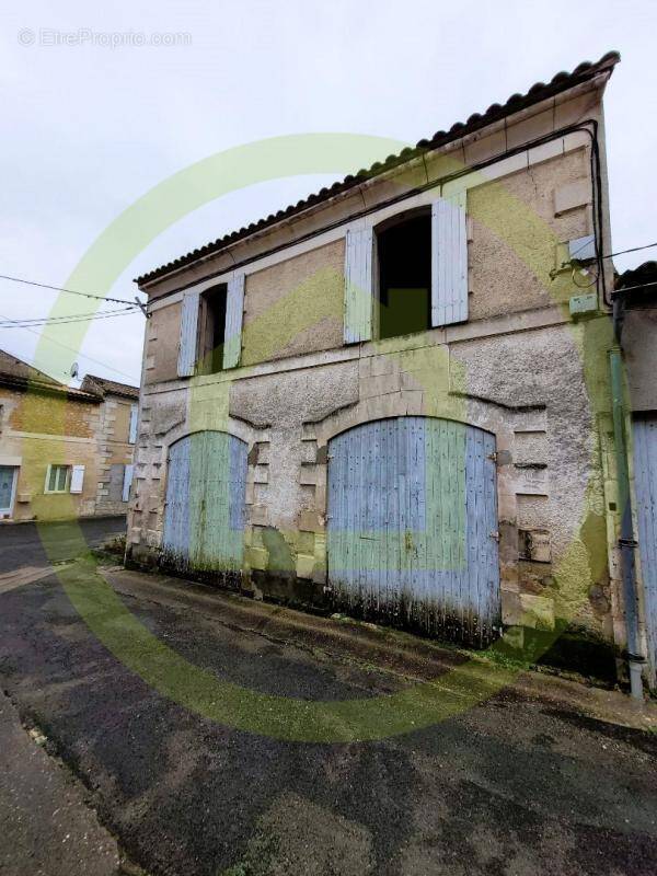 Maison à MIRAMBEAU
