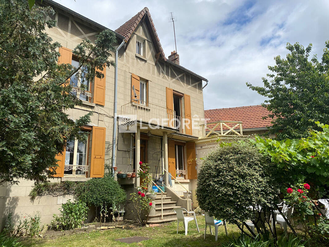 Maison à LIMAY