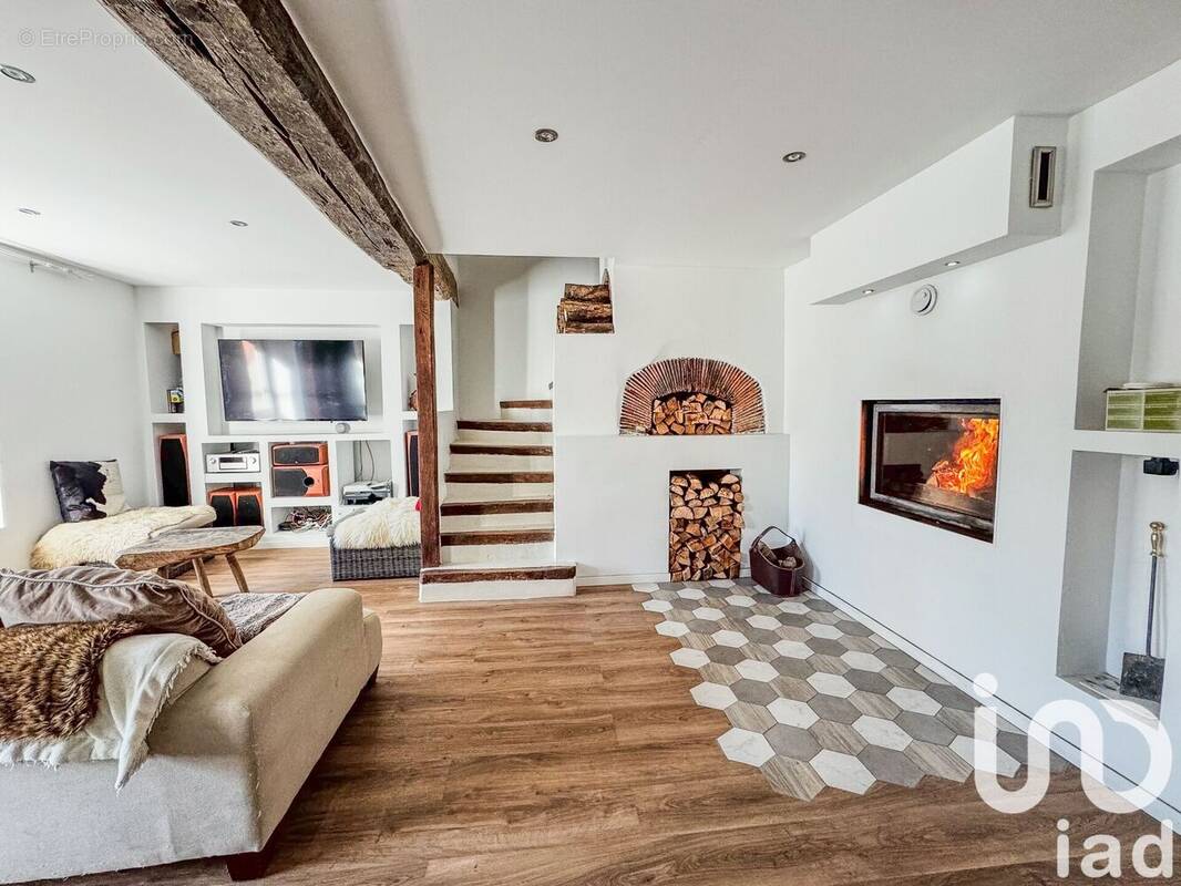 Photo 1 - Maison à NANTEUIL-LES-MEAUX