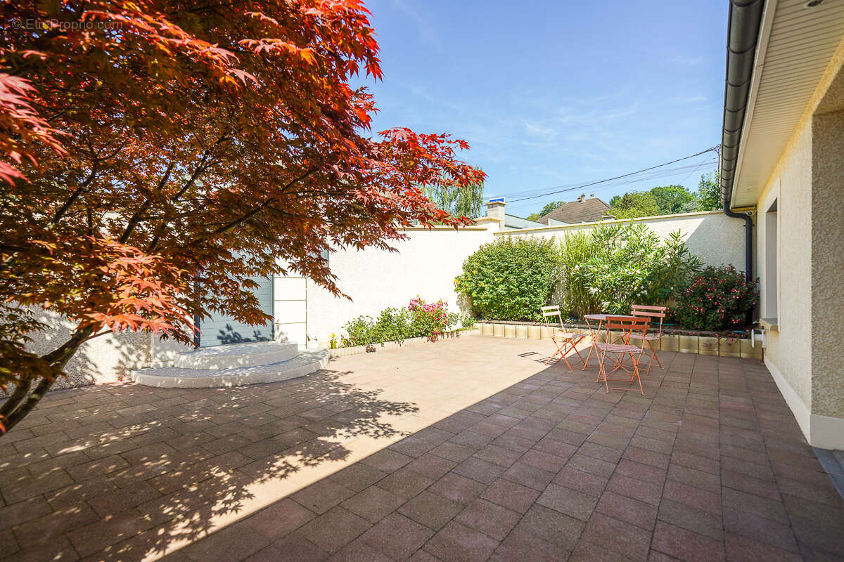 Maison à DAMPMART
