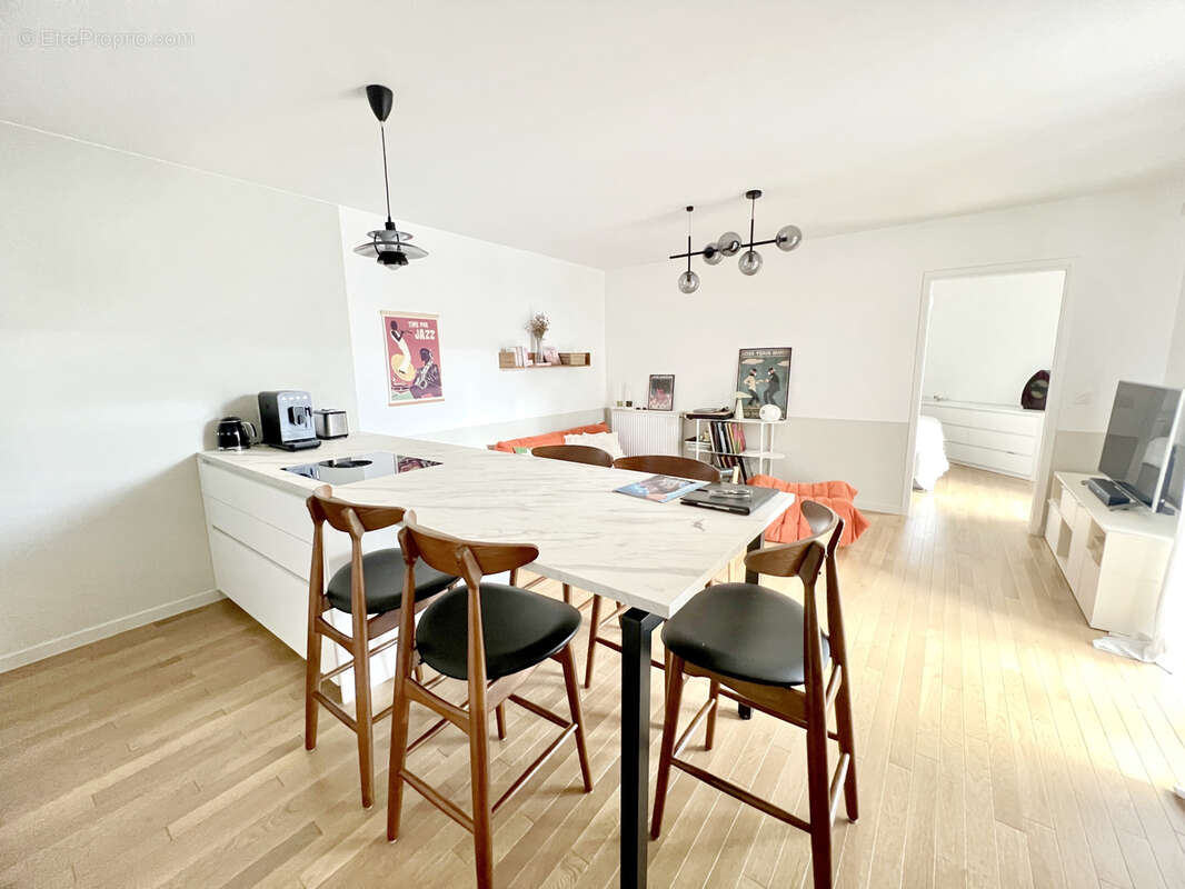 Appartement à SAINT-MAUR-DES-FOSSES