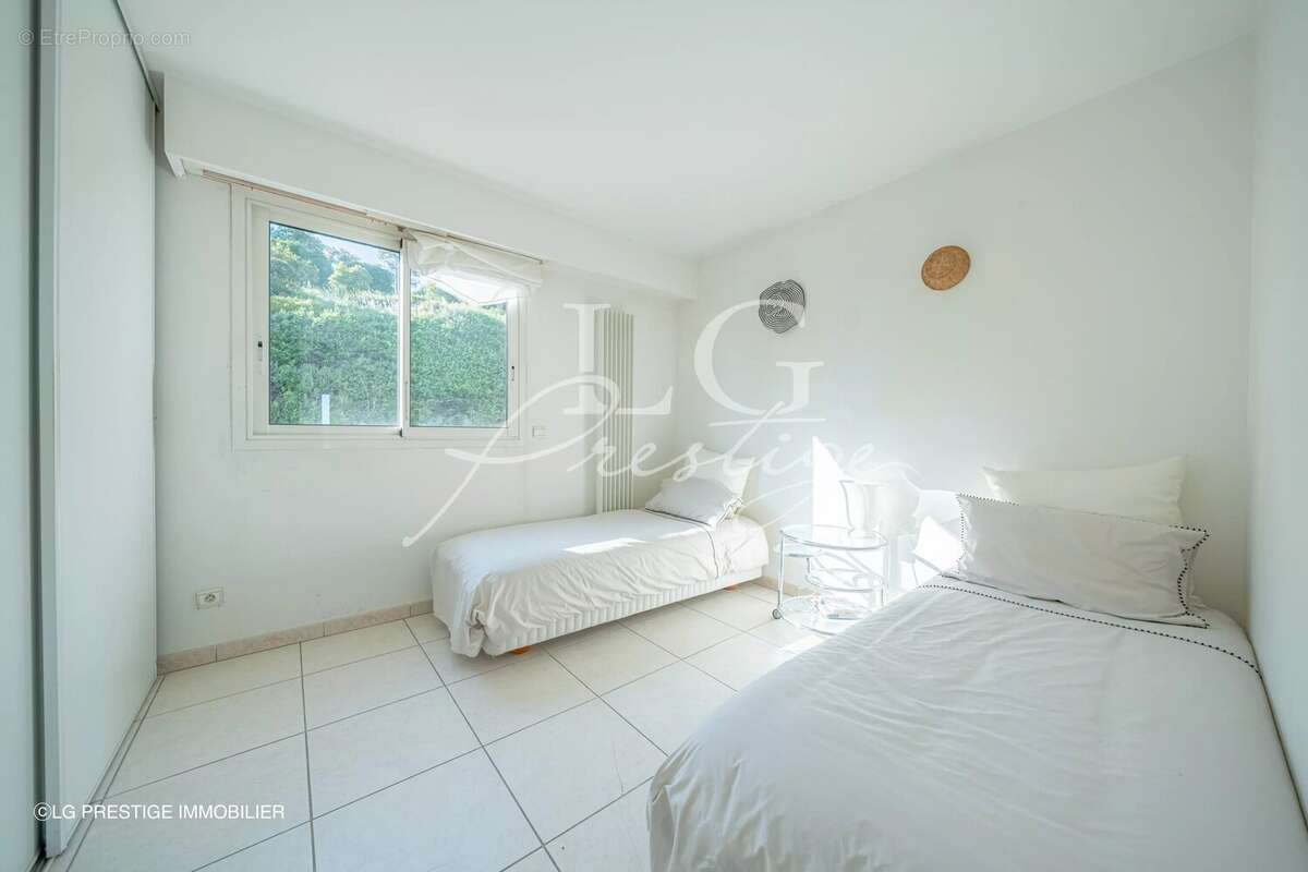 Appartement à MANDELIEU-LA-NAPOULE