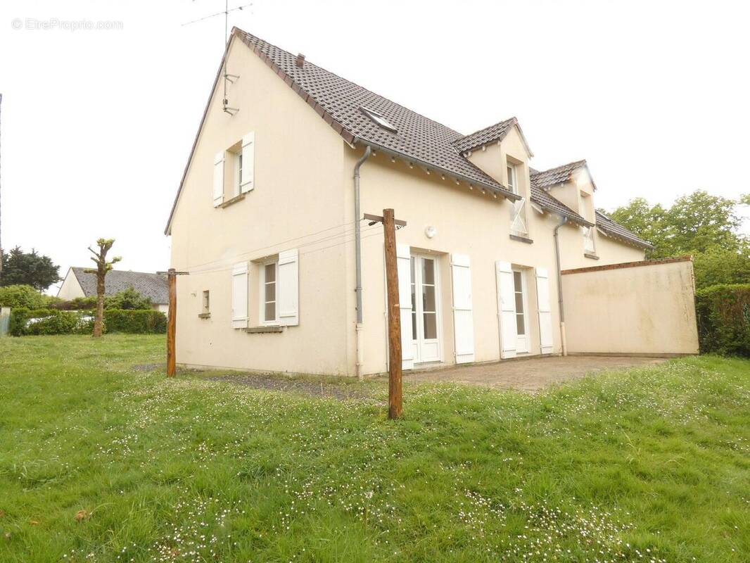 Maison à DAMPIERRE-EN-BURLY