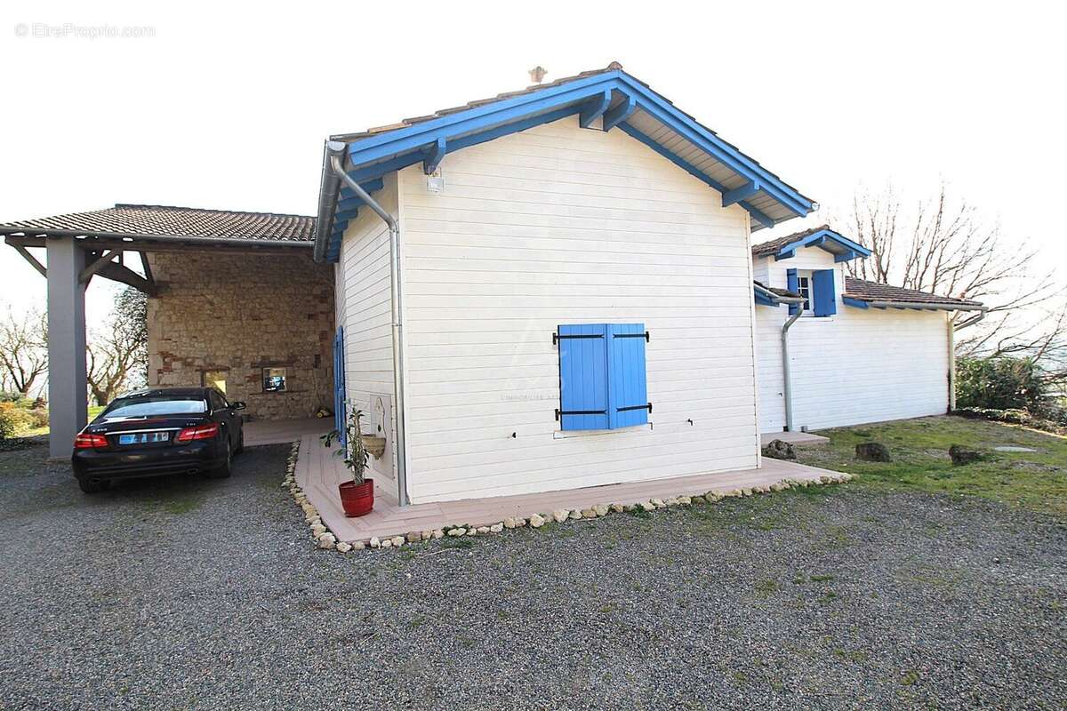 Maison à MALAUSE