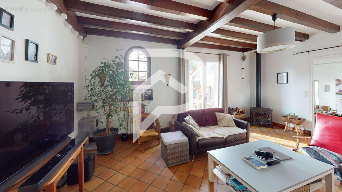 Maison à GENCAY