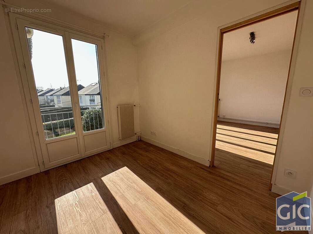 Appartement à MONDEVILLE