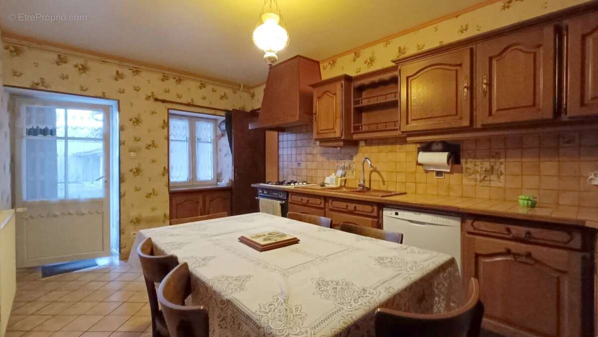 Maison à MARIGNY-BRIZAY