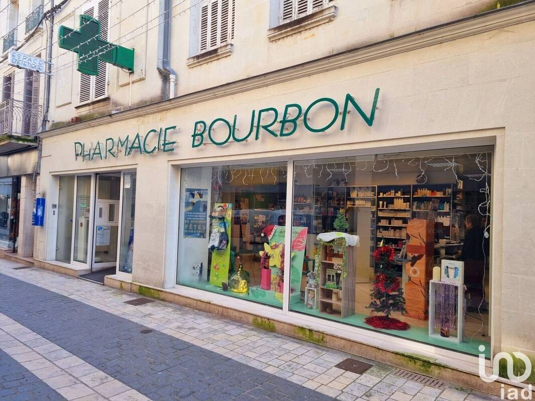 Photo 1 - Commerce à CHATELLERAULT