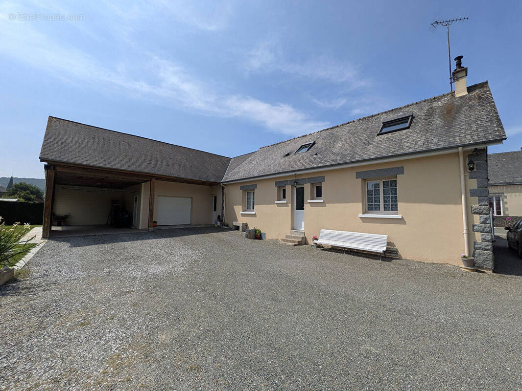 Maison à EVRON