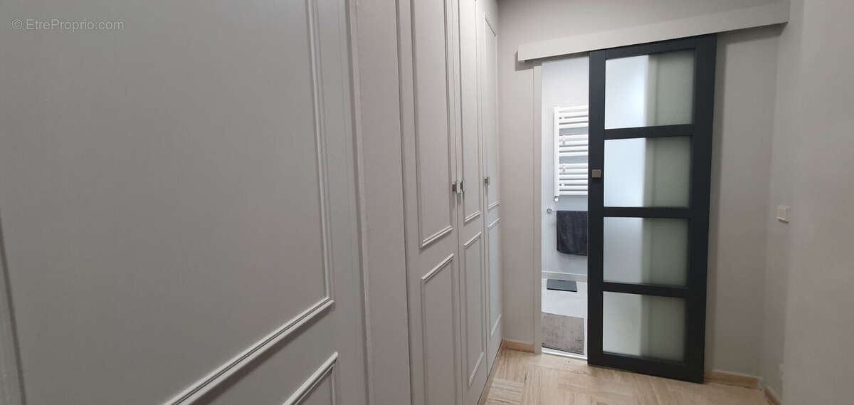 Appartement à MANDELIEU-LA-NAPOULE