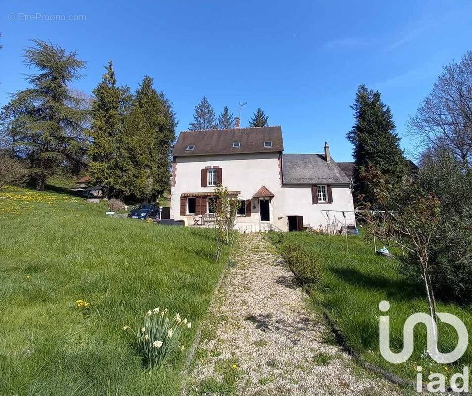 Photo 1 - Maison à LAVAU