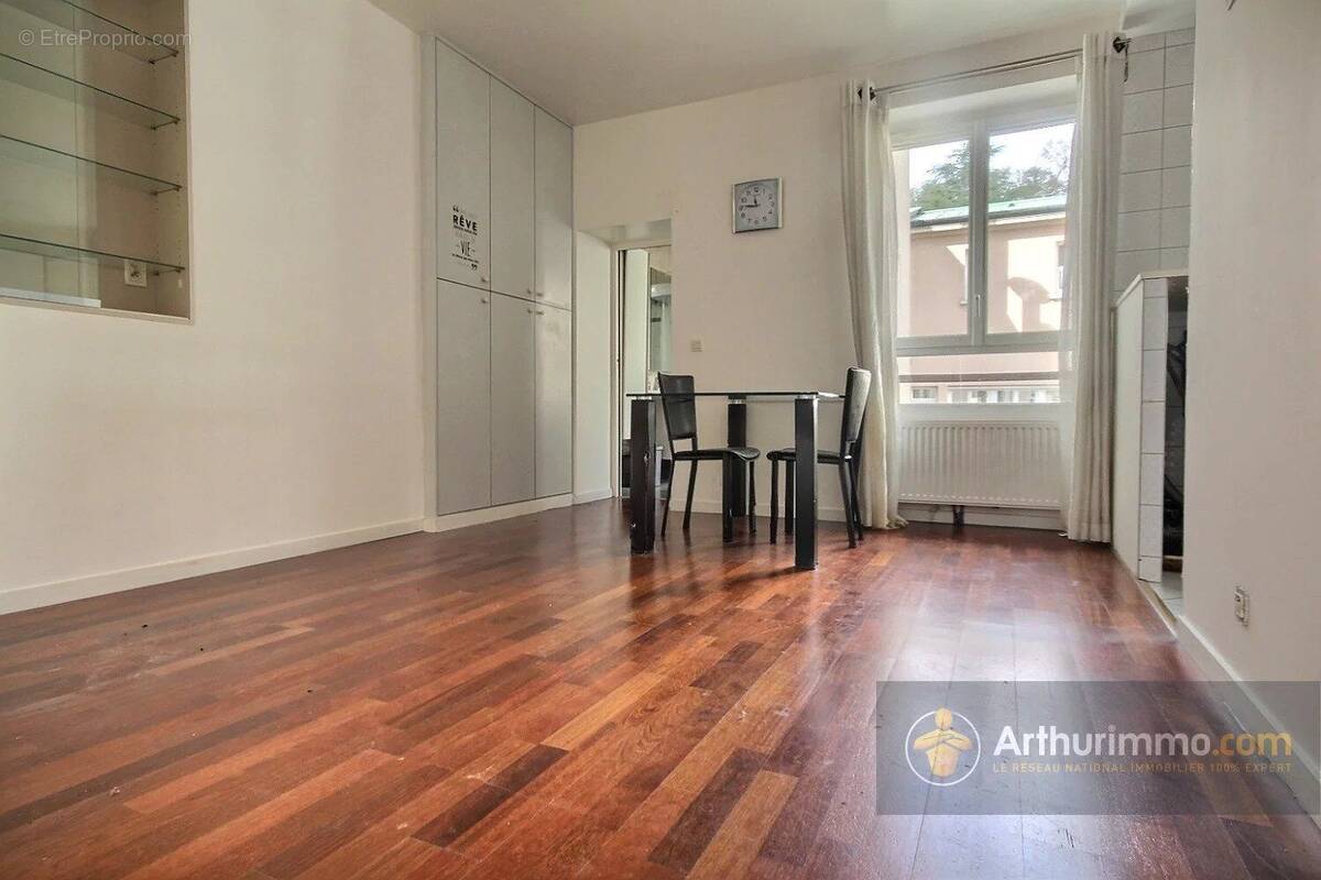 Appartement à SAINT-MAURICE