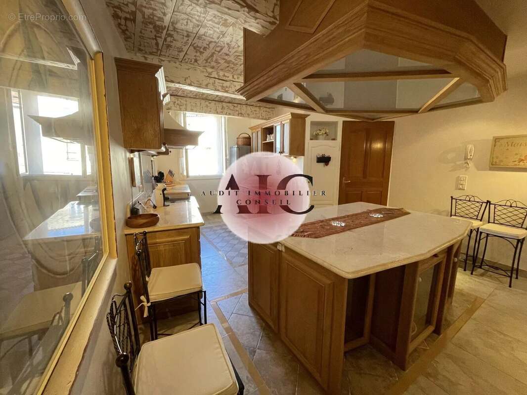 Appartement à FAYENCE