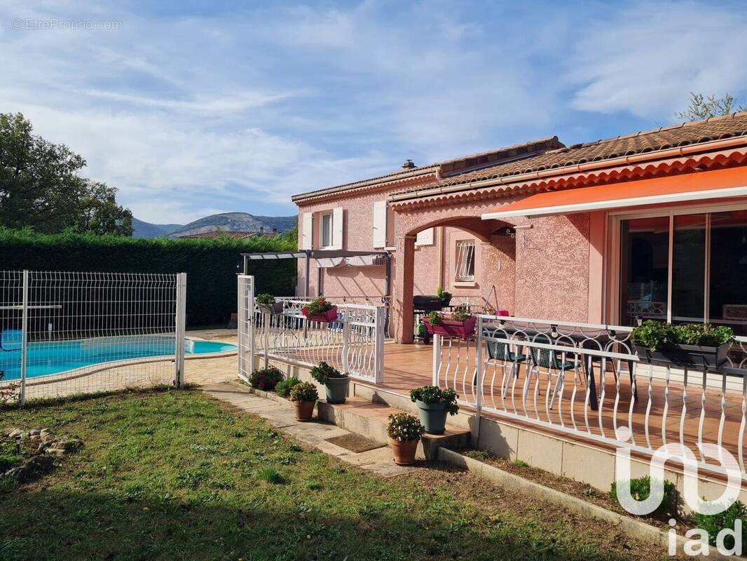 Photo 1 - Maison à LES TOURRETTES
