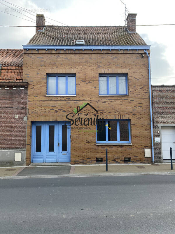 Maison à CAMPHIN-EN-CAREMBAULT