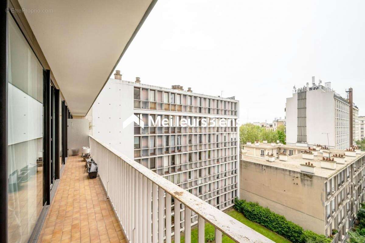 Appartement à BOULOGNE-BILLANCOURT