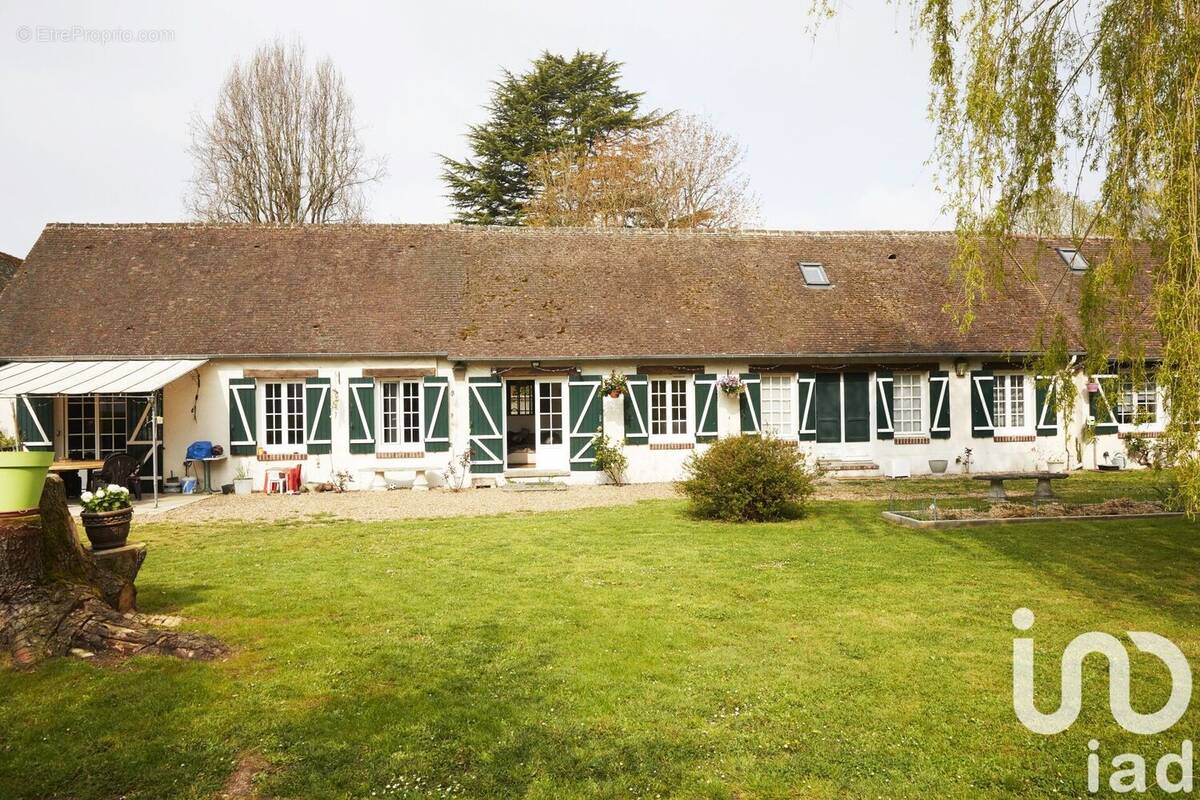 Photo 1 - Maison à LA MADELEINE-DE-NONANCOURT