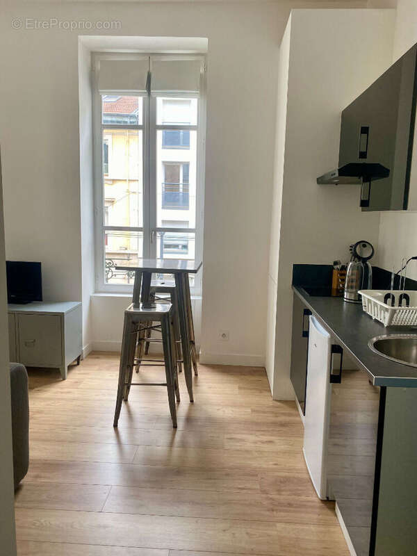 Appartement à LYON-9E