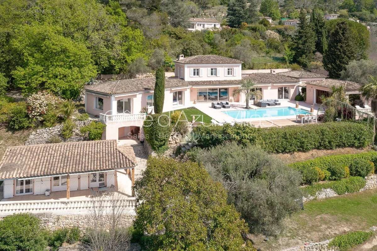 Maison à MOUGINS
