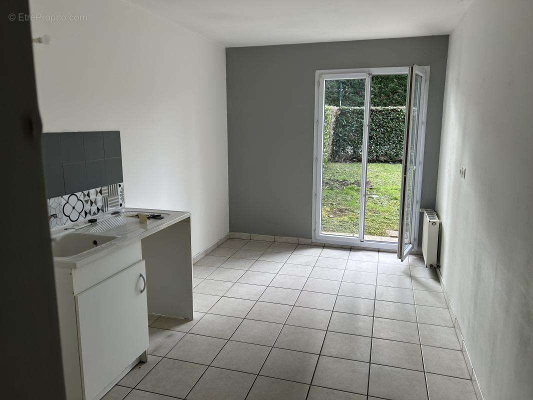 Appartement à CHASSELAY