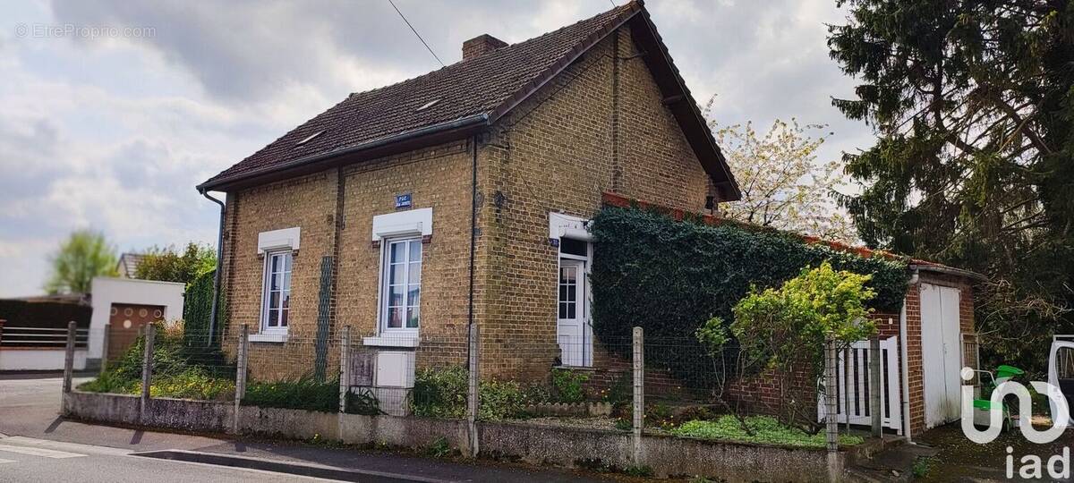 Photo 1 - Maison à CORBIE