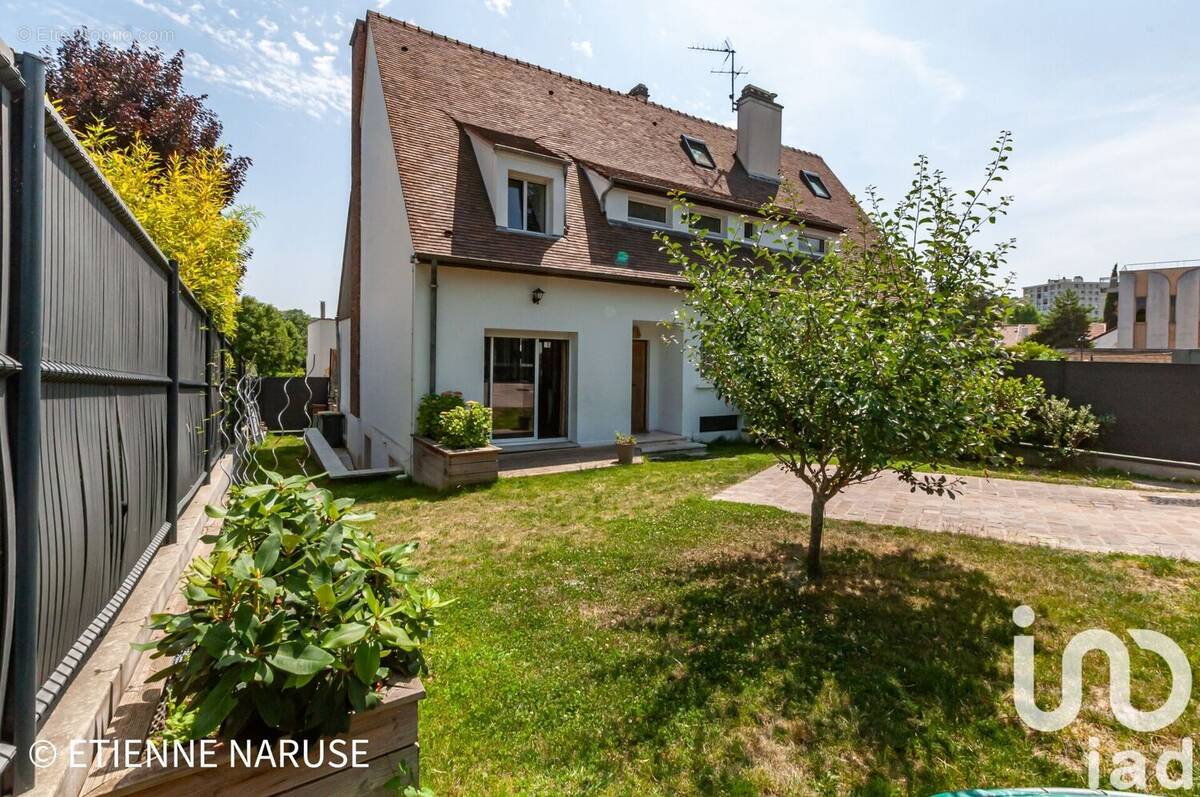 Photo 1 - Maison à BOUGIVAL