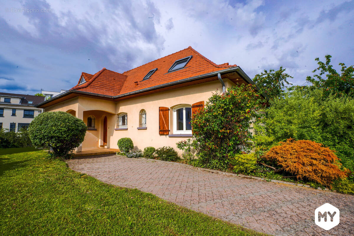 Maison à CLERMONT-FERRAND