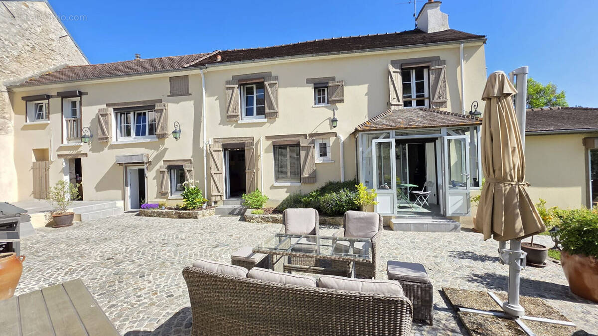 Maison à VIARMES