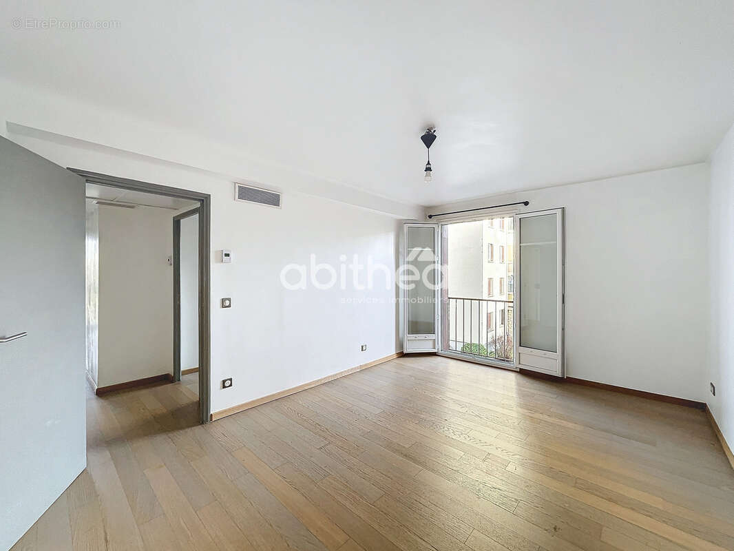 Appartement à CHOISY-LE-ROI