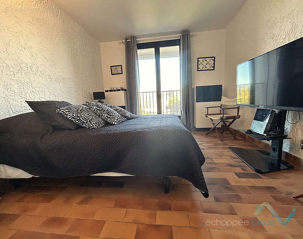 Appartement à COGOLIN