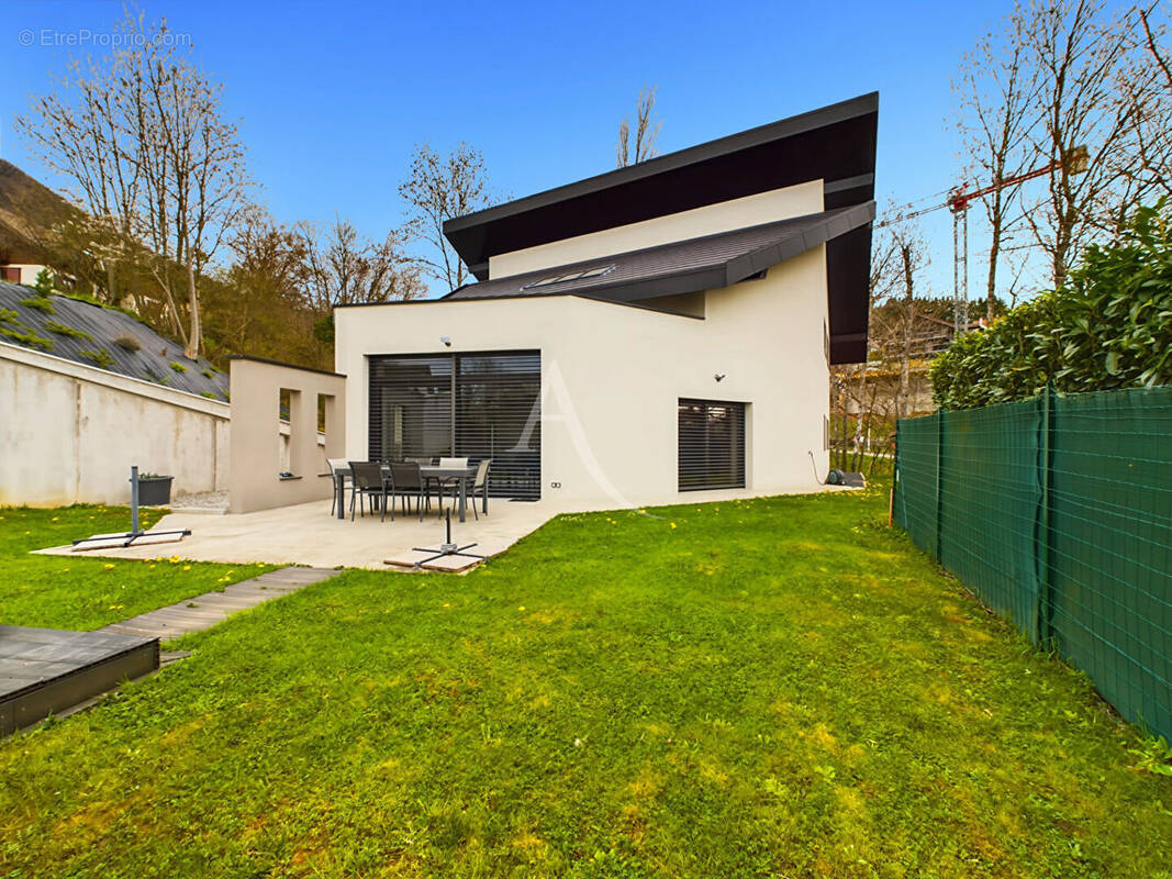 Maison à EPAGNY